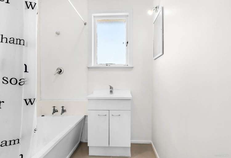 3 Dreadon Road Manurewa_8