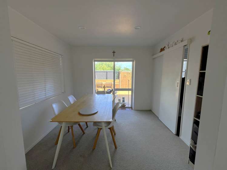 2/41 Seabrook Avenue New Lynn_3