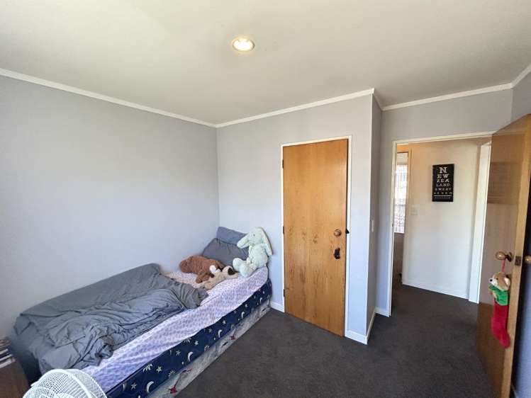 12A Masefield Street 10816_5