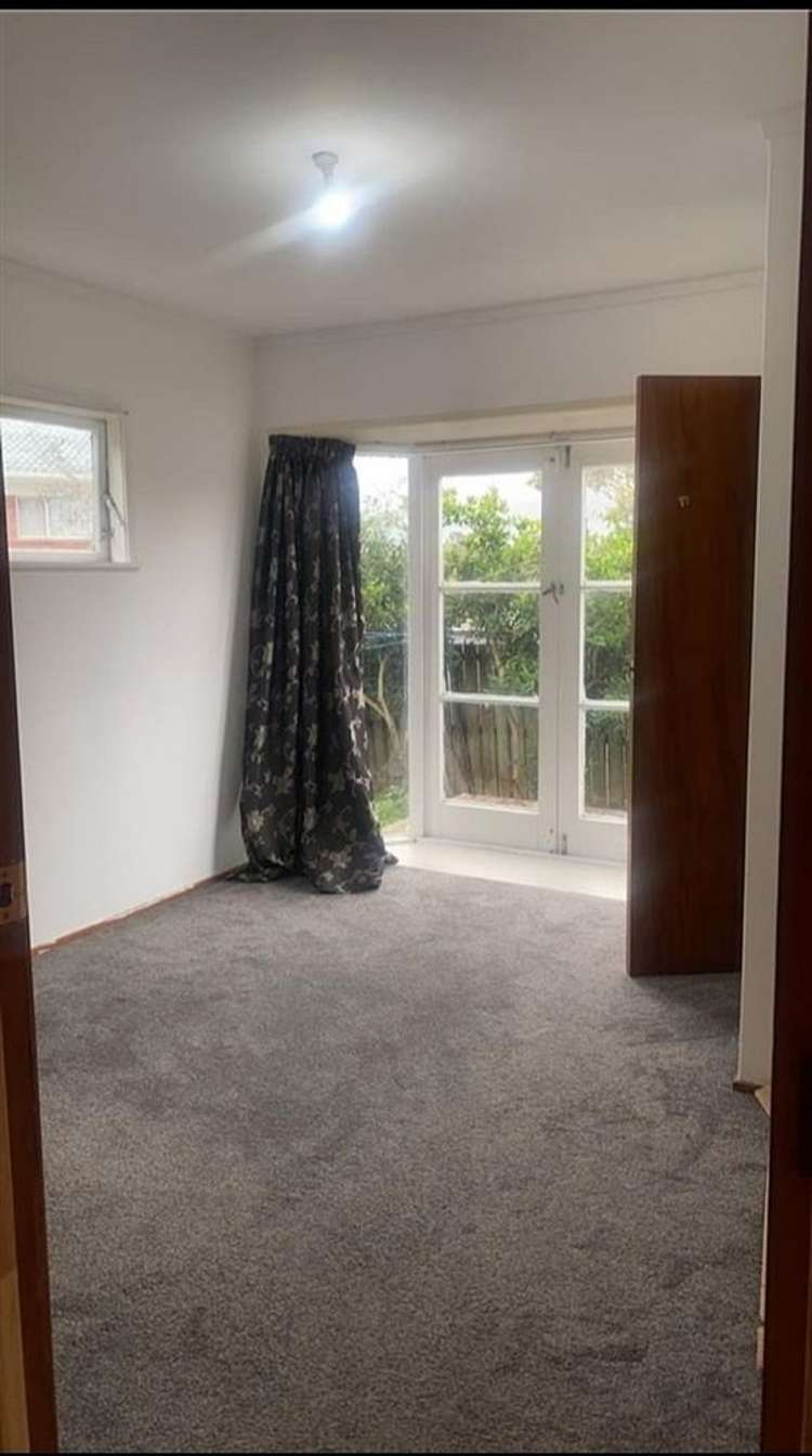 2 302 Pakuranga Road
