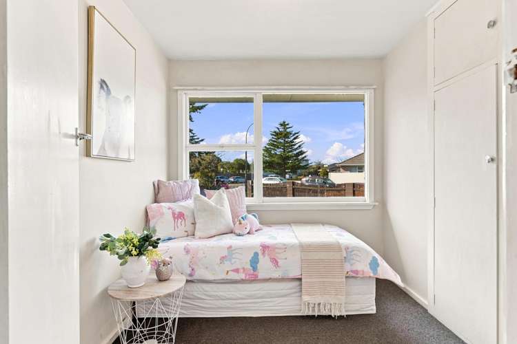 12 Chartwell Street Burwood_6