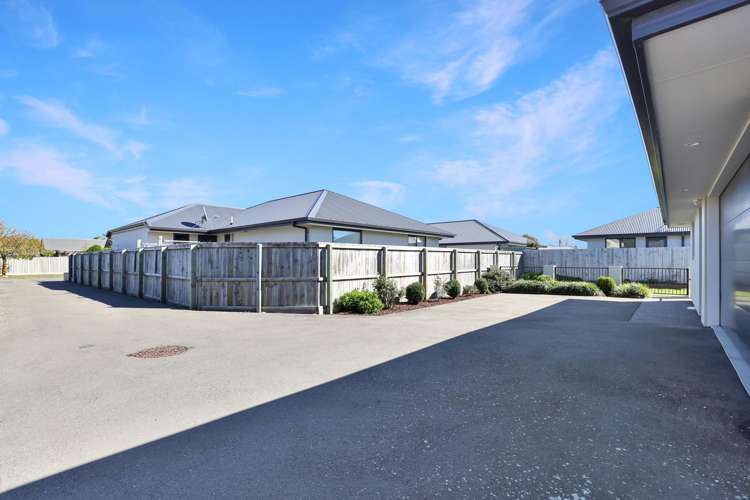 66 Kelvin Crescent Allenton_31