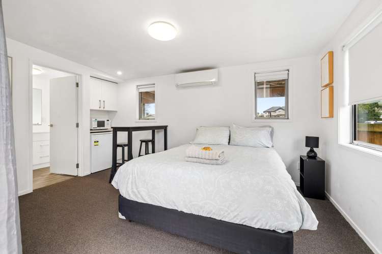 239B Robertson Road Mangere East_12