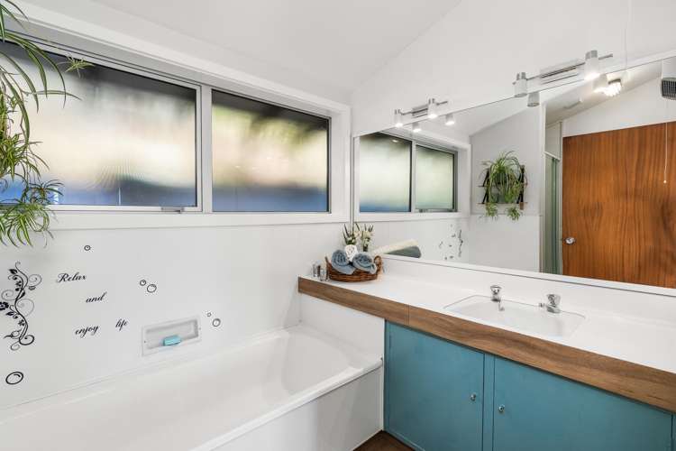 53 Soleares Avenue Mount Pleasant_27