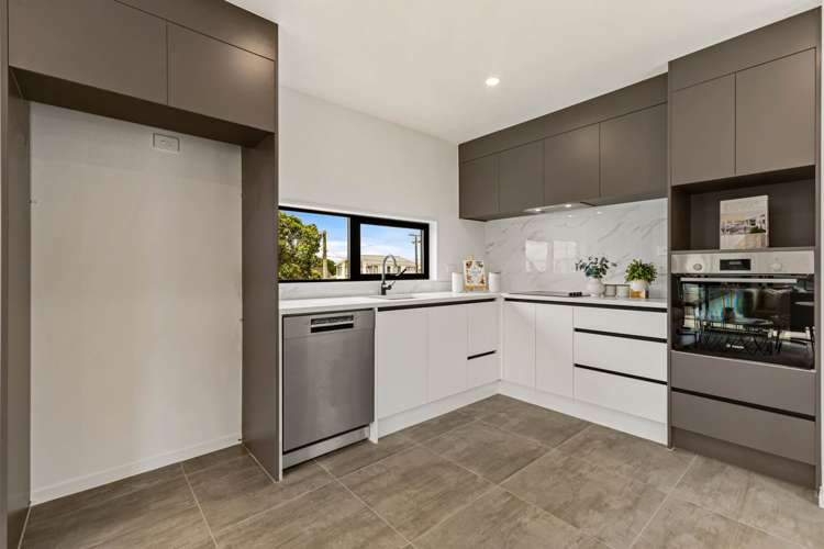 Lot 1/27 Bernard street Mt Wellington_3