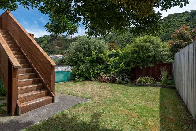 186 Queens Drive Lyall Bay_2