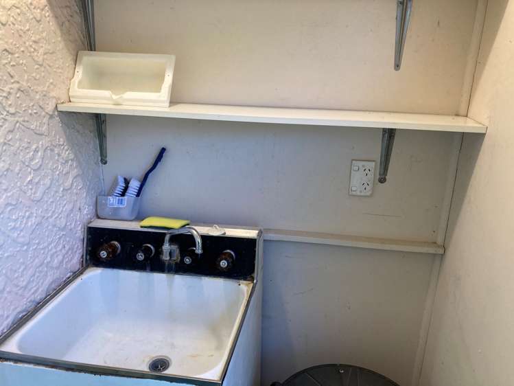 2/48 Waitangi Street Gisborne_11