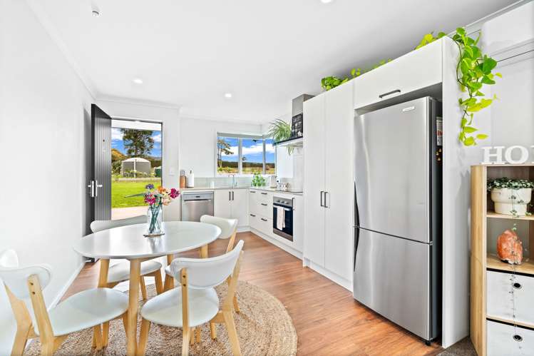 10 Sylvia Lane Maunu_26