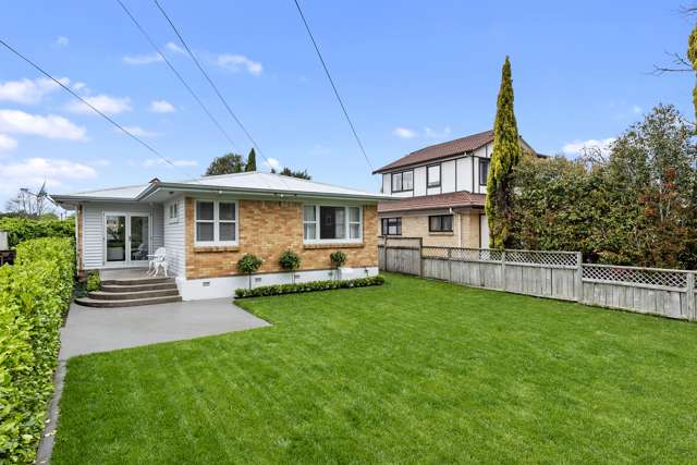 24a Queenwood Avenue Queenwood_2