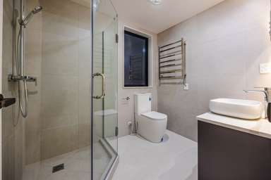 64 Park Green Avenue, Rosehill_3