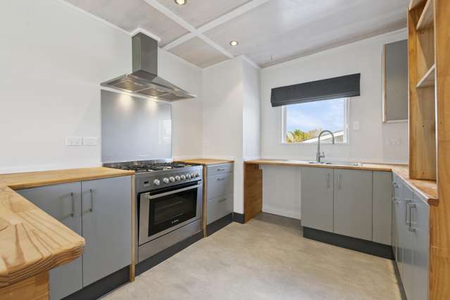 21 Brigitte View Snells Beach_3