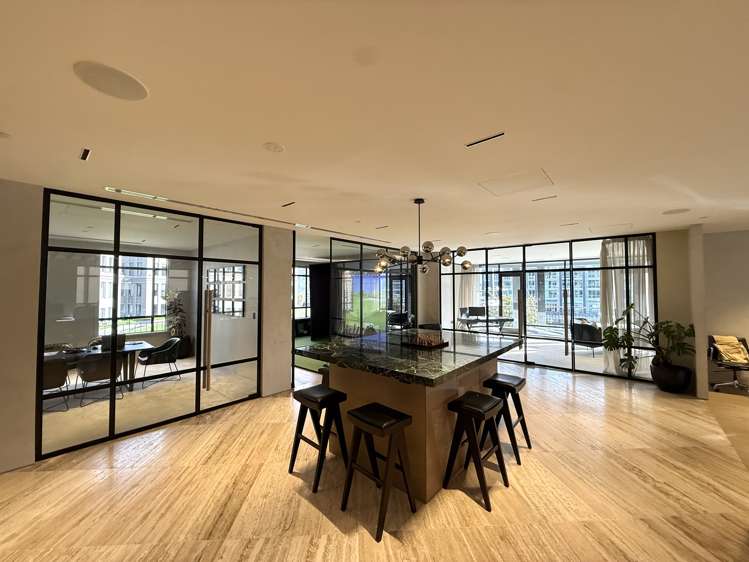 2B/6 Viaduct Harbour Avenue_0