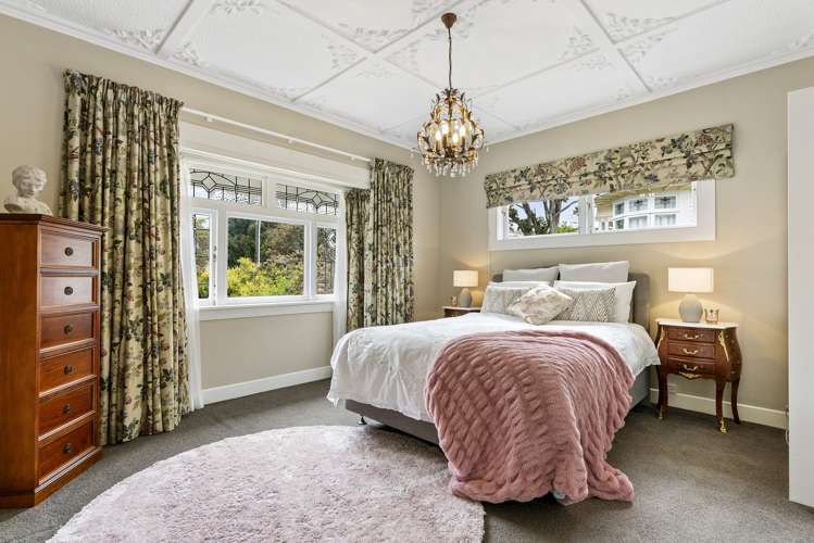 1 Fairholme Avenue Epsom_7