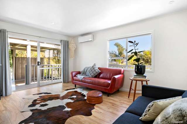 2/638 East Coast Road Pinehill_3