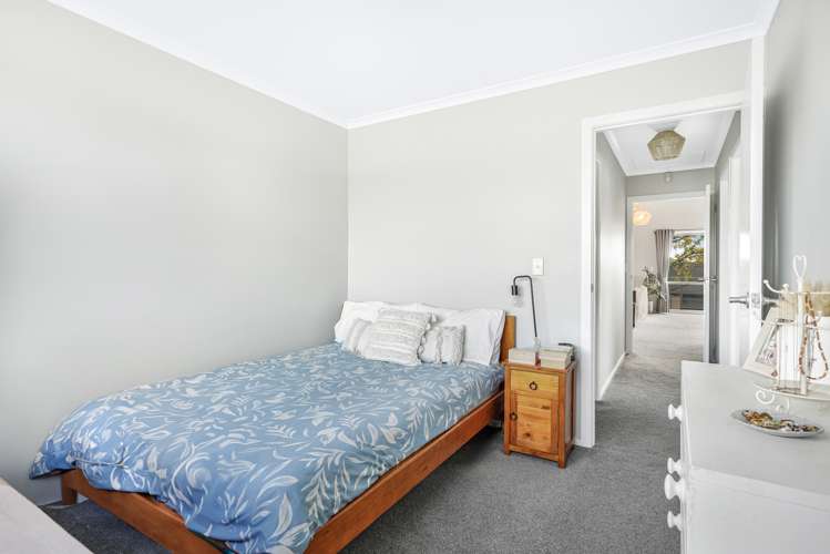 198d Old Farm Road Hamilton East_15