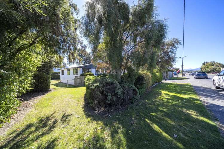221 Milford Road Te Anau_21