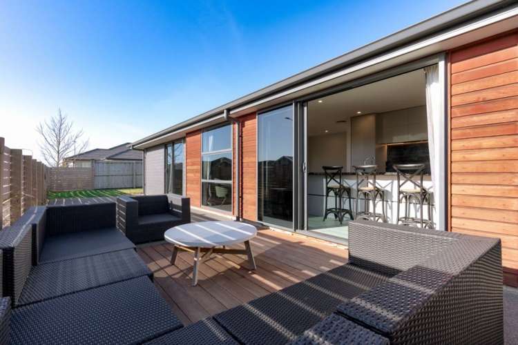 53 Longcot Drive_2