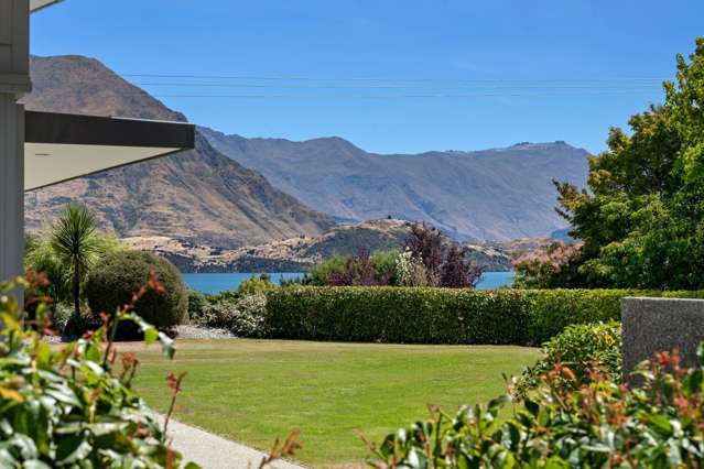 311 Beacon Point Road Wanaka_1