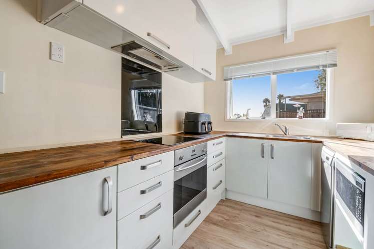 2/40 Kestrel Heights Arkles Bay_3