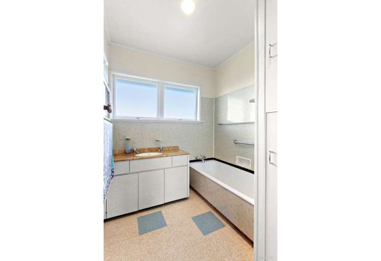 39 Toroa Street Torbay_9
