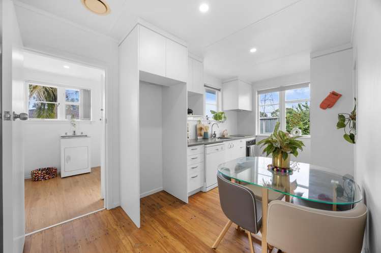 65 Margate Road Blockhouse Bay_10