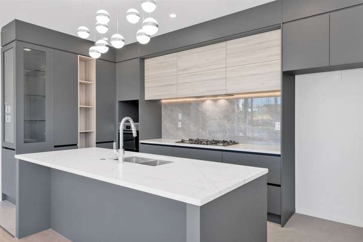 8 Uru Drive Flat Bush_8