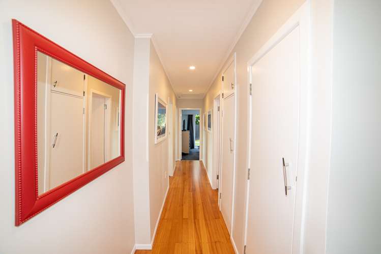 7 Jennifer Place Chartwell_12