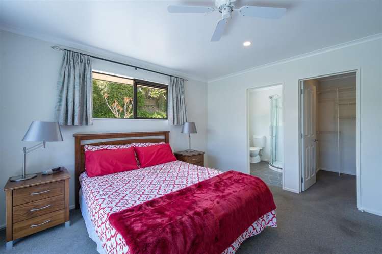 2a Clairmont Heights Stoke_8