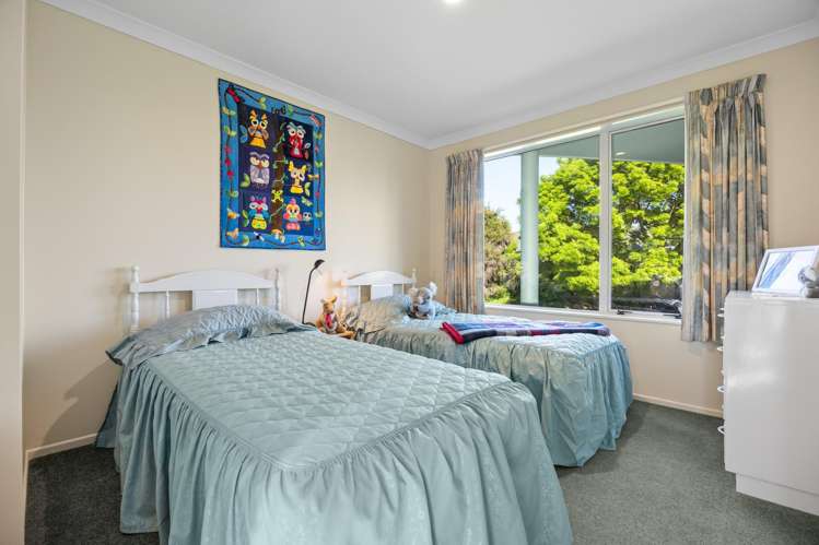 4 Marchwood Grove Richmond_16