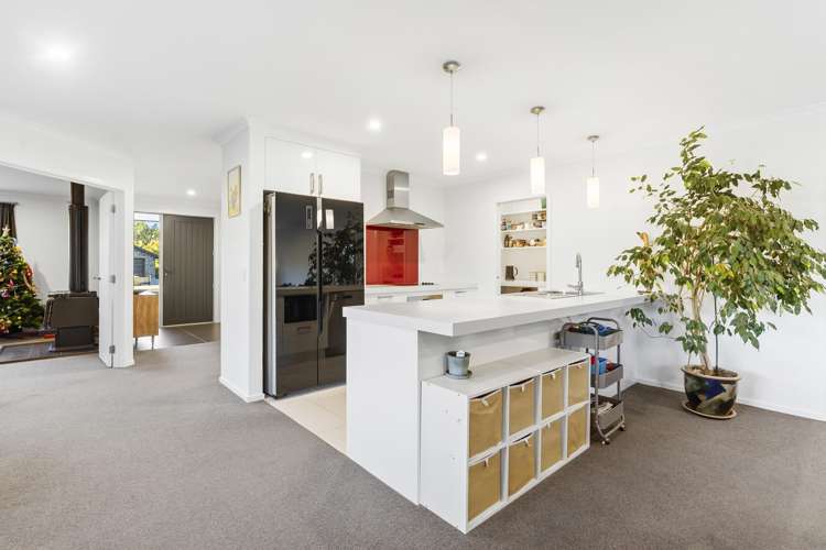 39 Nichol Street Lake Hawea_4