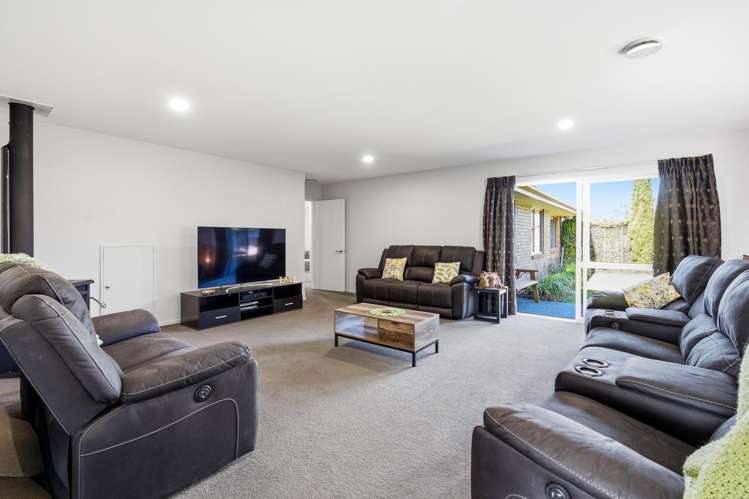 10 Boulez Mews Rolleston_9