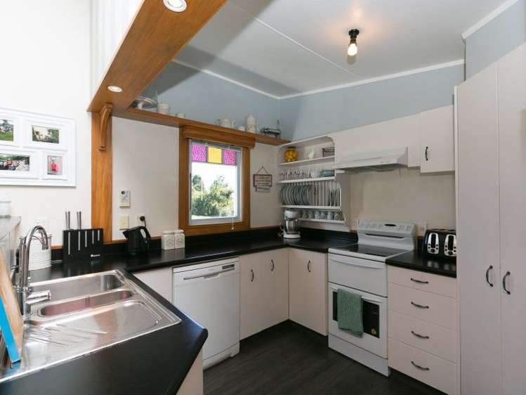 1245 Upland Road Egmont Village_36