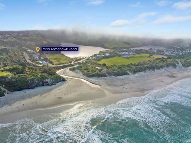 Brand-New Beachside Gem – Lagoon & Beach Views