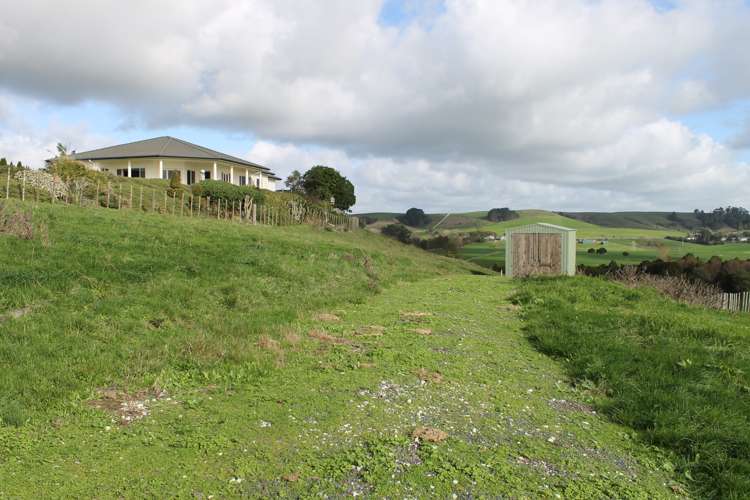 20 Meikle Road Tomarata_30