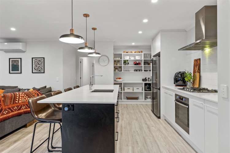 17 Parkside Mews Papamoa_5