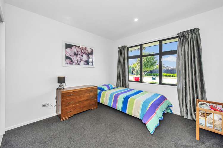 1 Leonie Lane West Melton_12