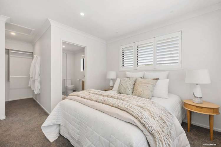 33A Forest Glen Orewa_15