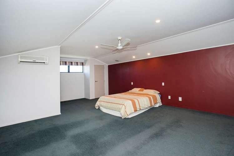 17 Pohutukawa Grove Lytton West_15