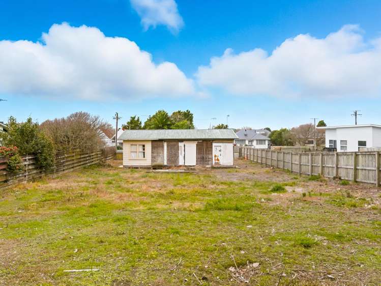 8 Montgomery Street Levin_11