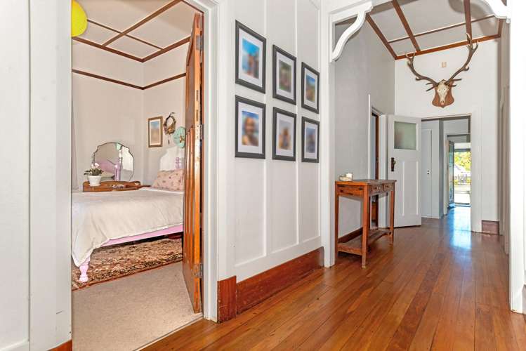 129 Iranui Road_3