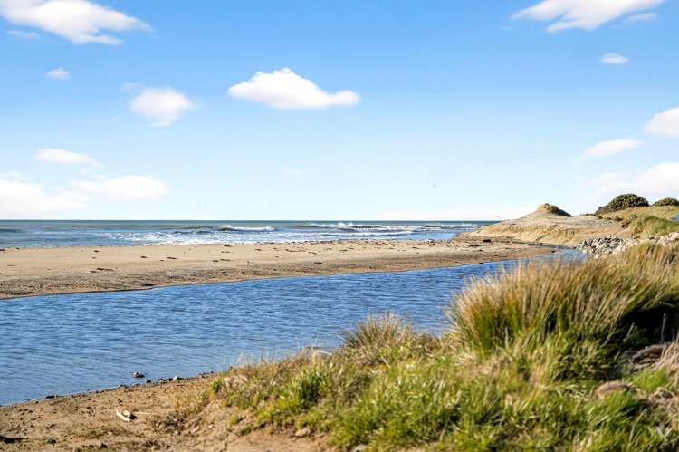 353 Mataikona Road Mataikona_6