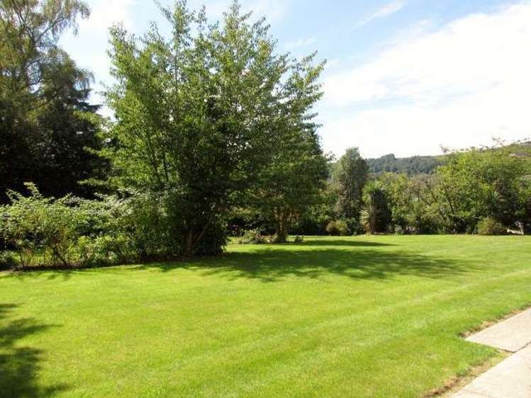 102 Shiel Street Reefton_12