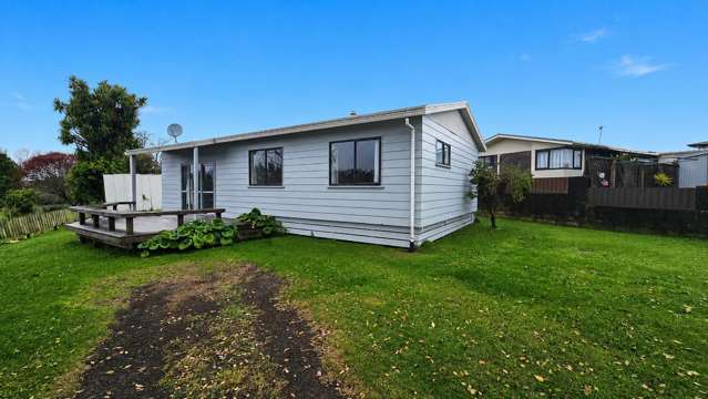 THREE BEDROOM IN WAITARA