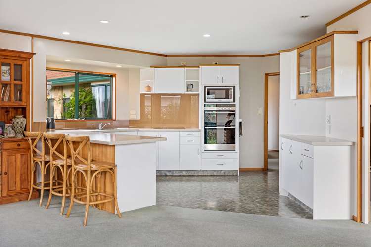 122 Russley Drive Mount Maunganui_10