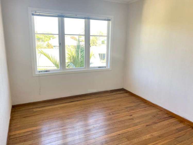 7 Beaufield Lane Te Atatu Peninsula_3