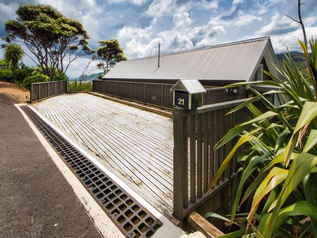 21 Rayner Road Piha_2