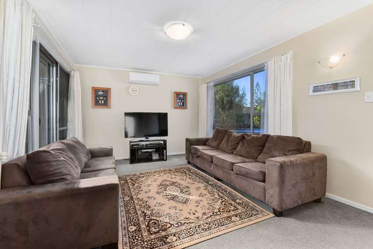 11 Fairdale Place Birkdale_15