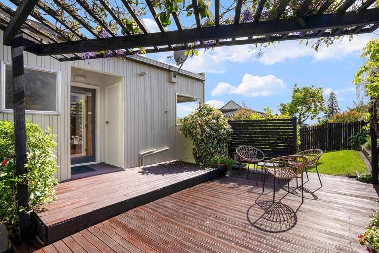 44 Maxwelton Drive Mairangi Bay_11