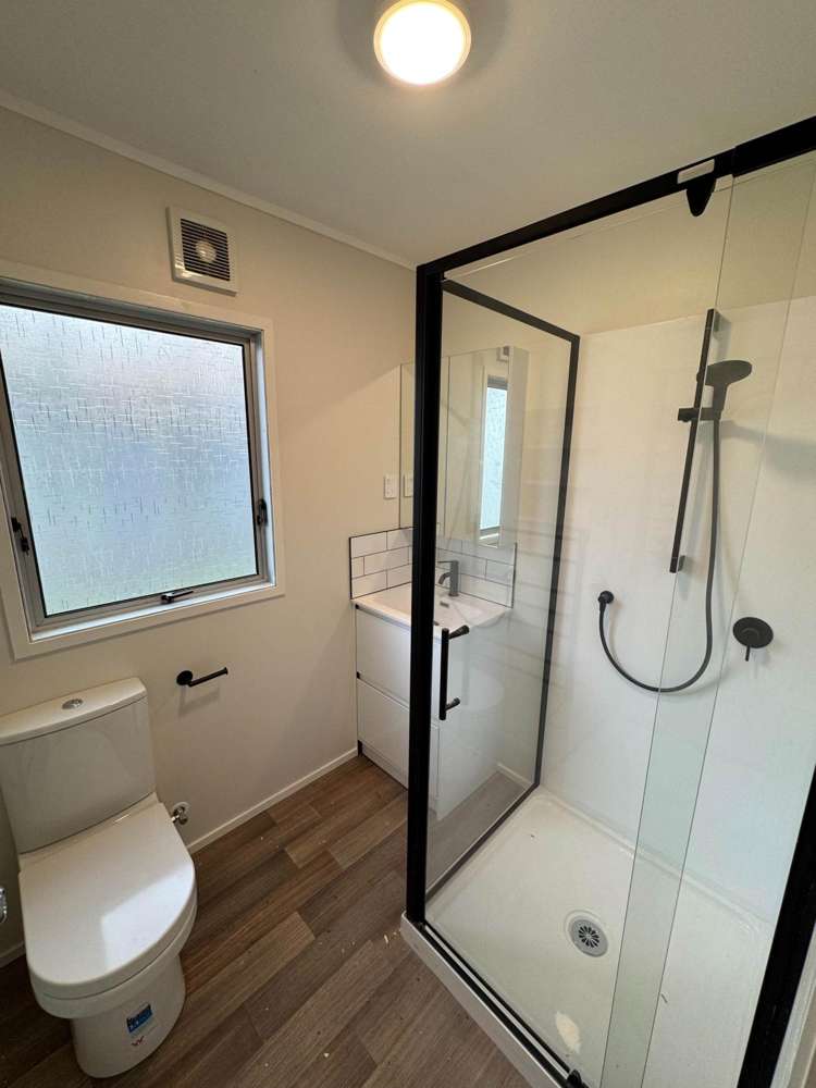 11A Jonathan Place Sunnynook_10