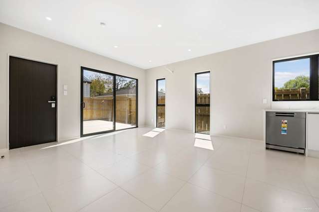 1-5/62 Woodside Road Massey_2